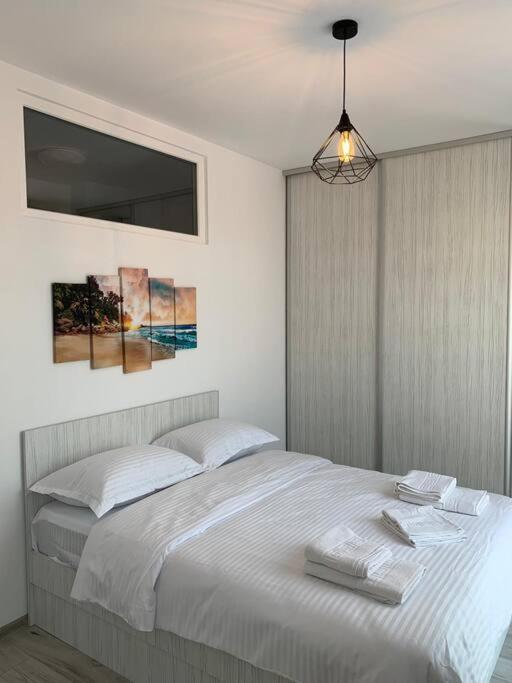 Cozy Apartment In The Center Of Kluž Exteriér fotografie